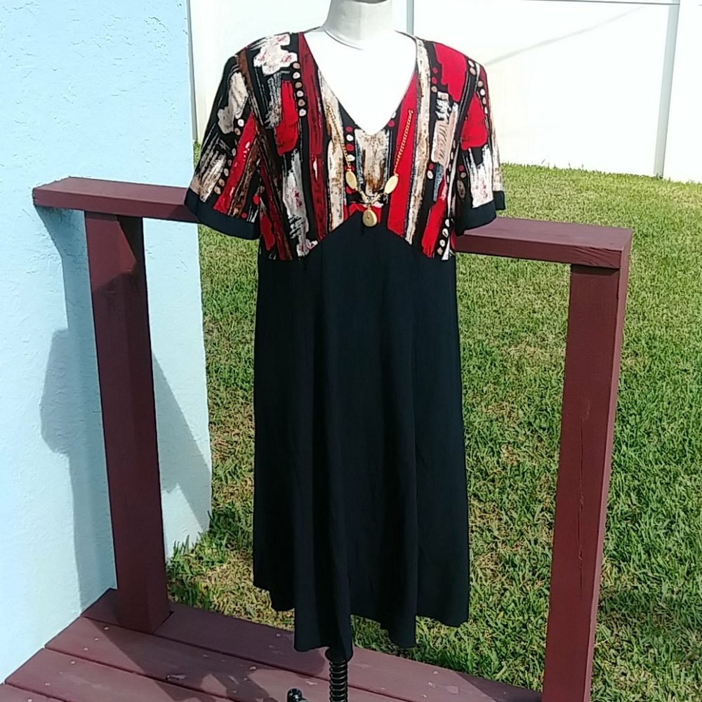 Robert Too! Women's Dress.